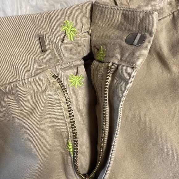 Khakis World Fashion Ladies Shorts w/ embroidered palm trees, Size 8 - Picture 6 of 9